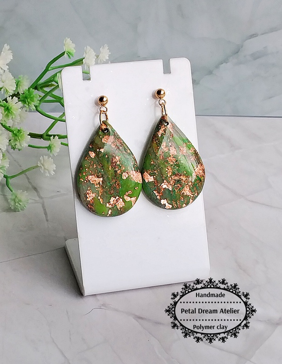 Cercei cu rășină - bijuterii - cercei - cercei din rășină - Artynos.ro