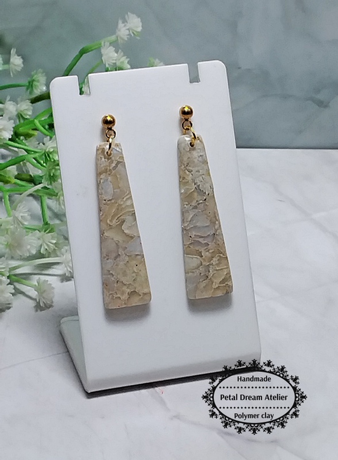 Cercei lungi cu rășină - bijuterii - cercei - cercei din rășină - Artynos.ro