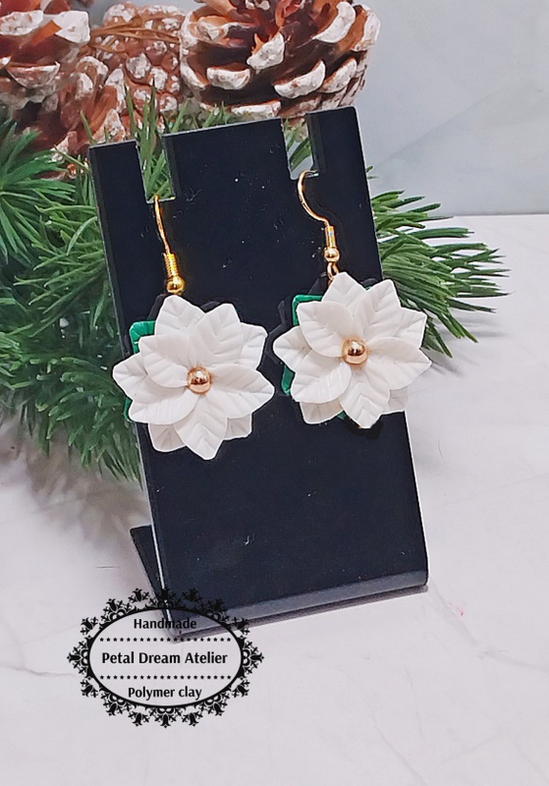 Cercei cu crăciunițe albe -  - Artynos.ro