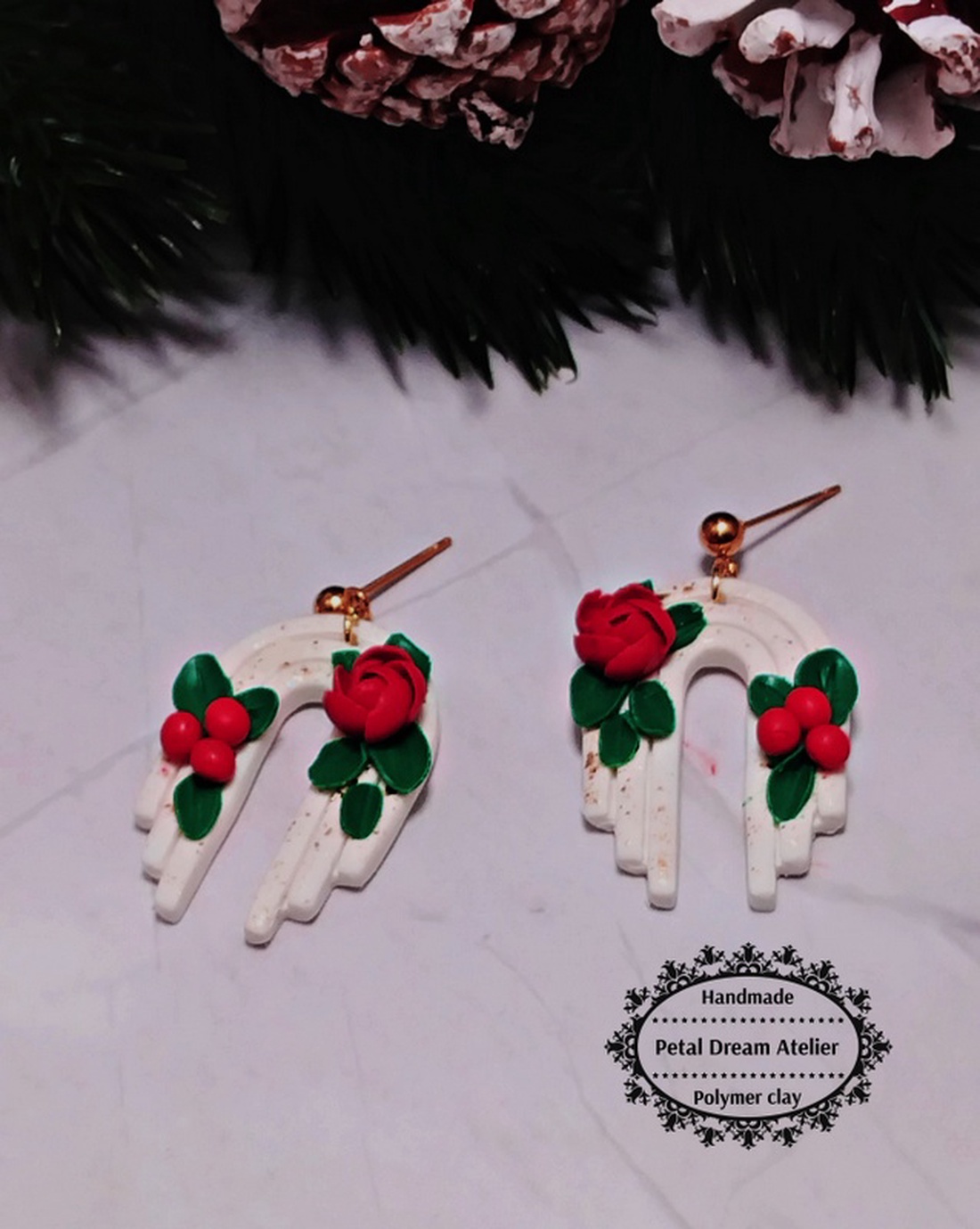 Cercei cu flori - bijuterii - cercei - cercei cu figurine - Artynos.ro