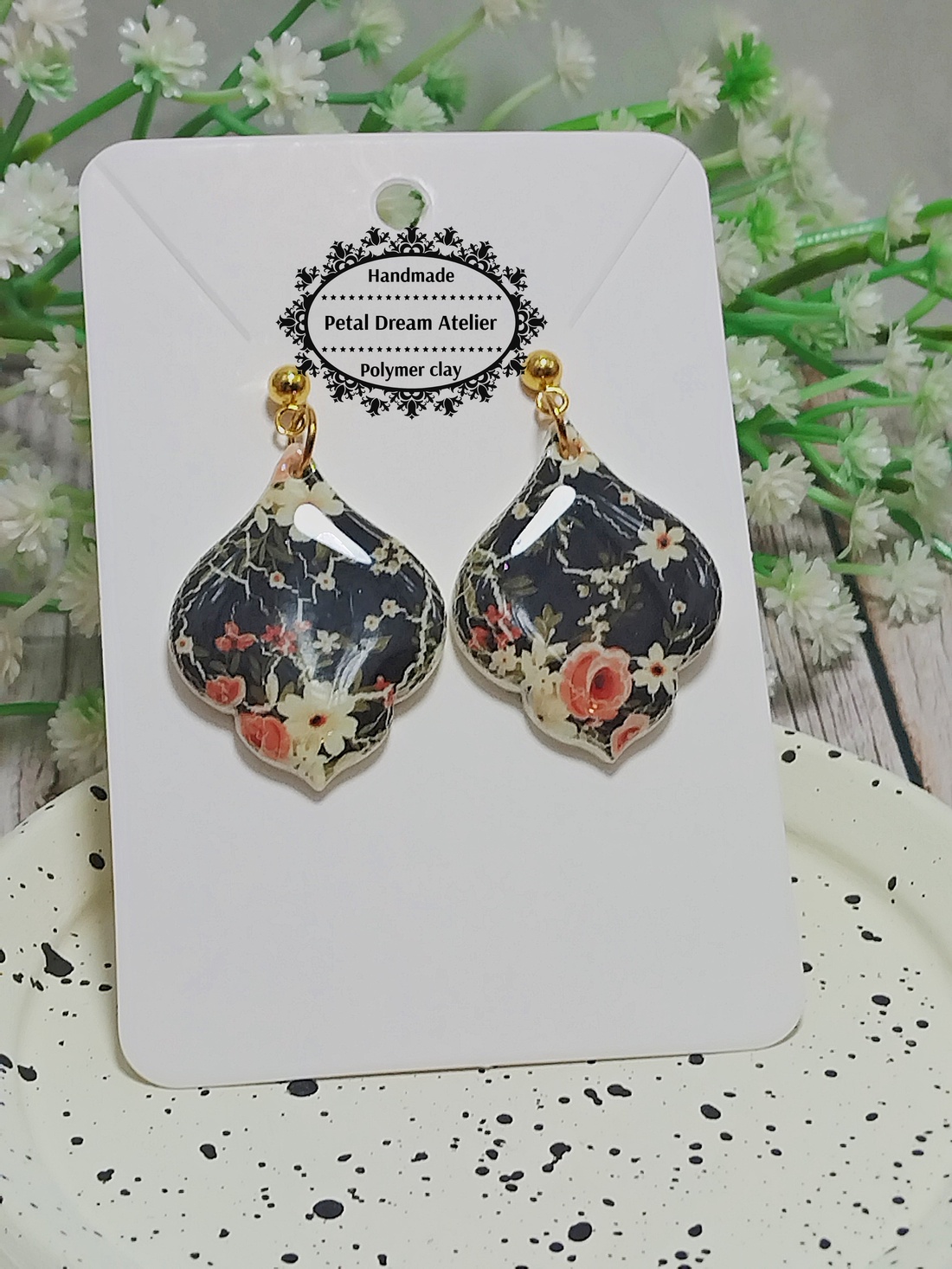 Cercei cu flori - bijuterii - cercei - cercei cu figurine - Artynos.ro