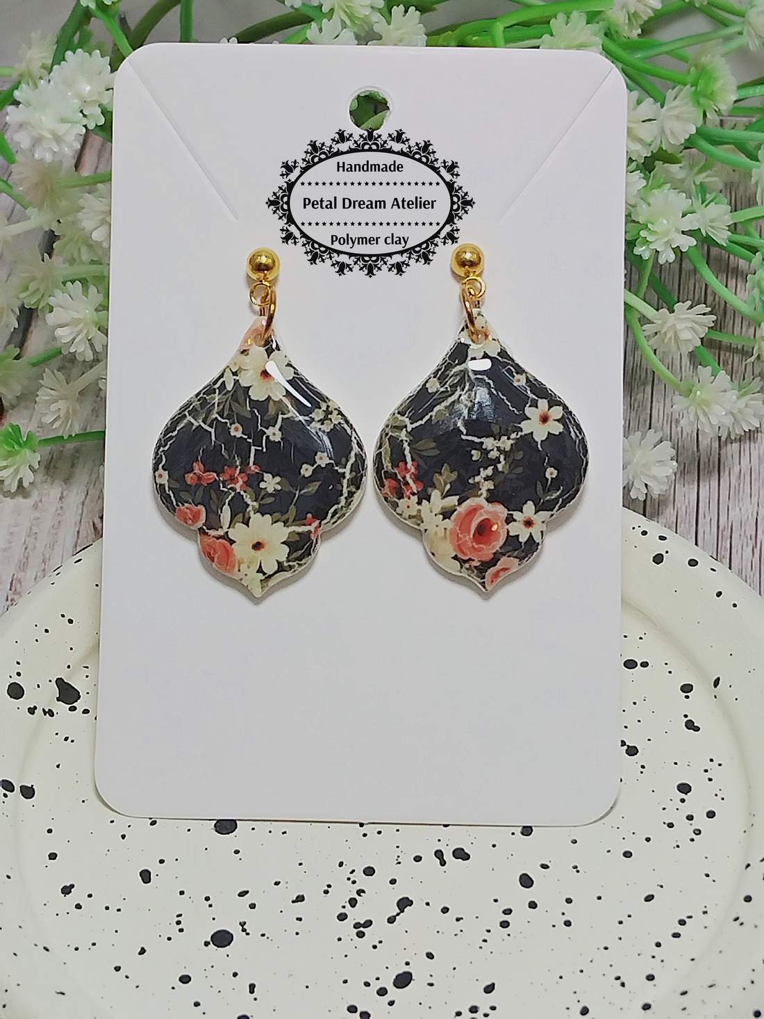 Cercei cu flori - bijuterii - cercei - cercei cu figurine - Artynos.ro