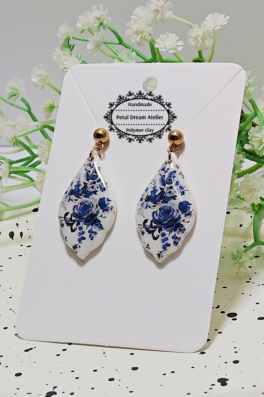 Cercei cu flori - bijuterii - cercei - cercei cu figurine - Artynos.ro