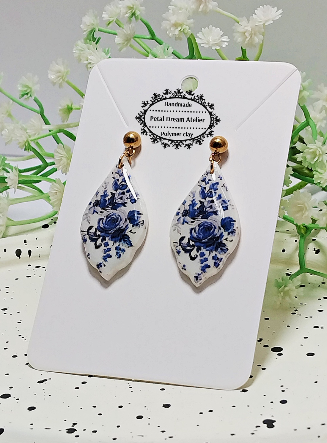 Cercei cu flori - bijuterii - cercei - cercei cu figurine - Artynos.ro