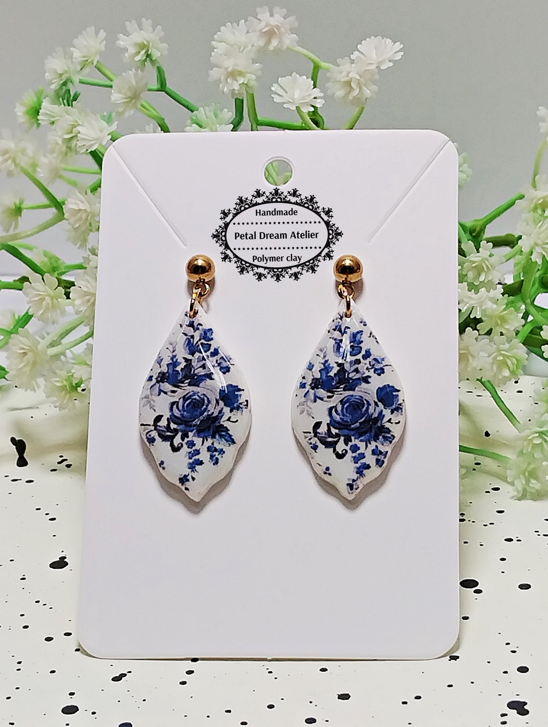 Cercei cu flori - bijuterii - cercei - cercei cu figurine - Artynos.ro