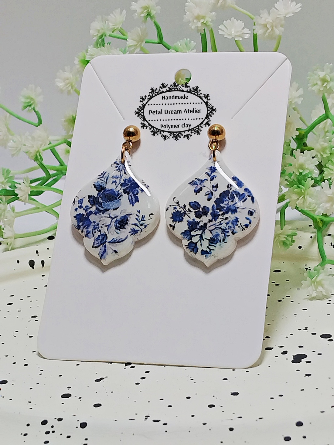 Cercei cu flori - bijuterii - cercei - cercei cu figurine - Artynos.ro