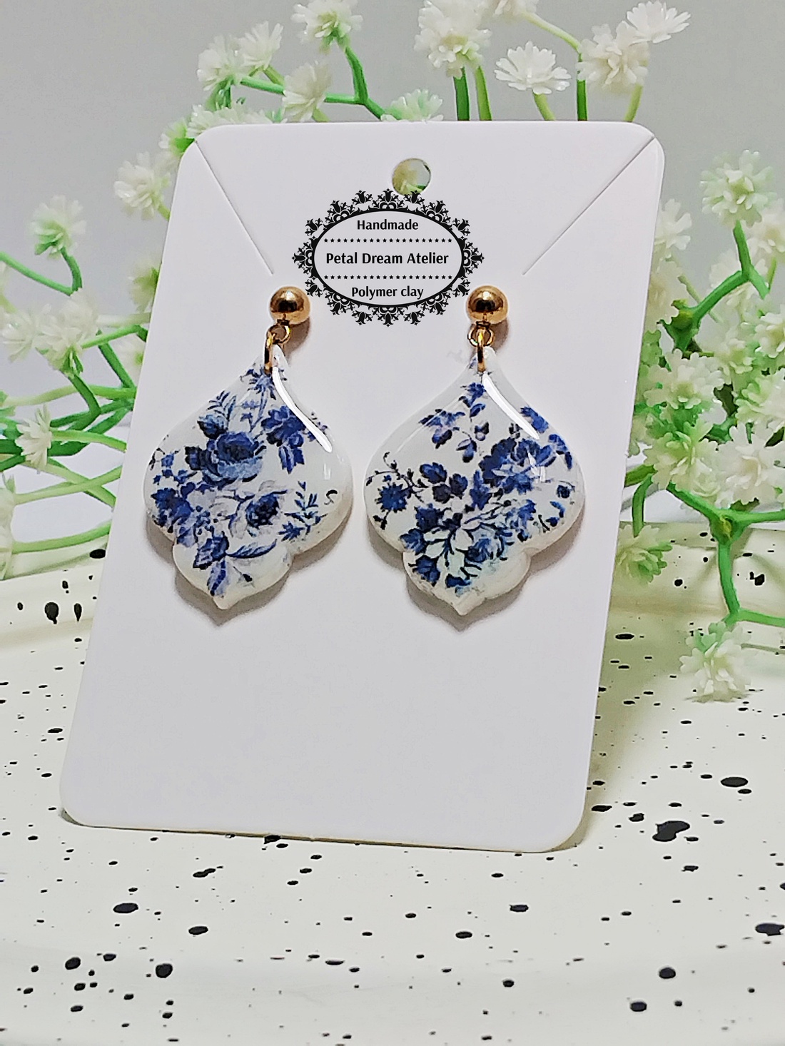 Cercei cu flori - bijuterii - cercei - cercei cu figurine - Artynos.ro