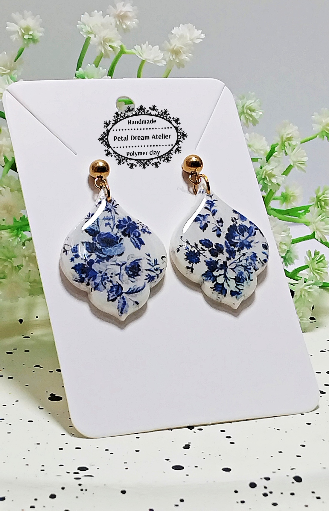 Cercei cu flori - bijuterii - cercei - cercei cu figurine - Artynos.ro