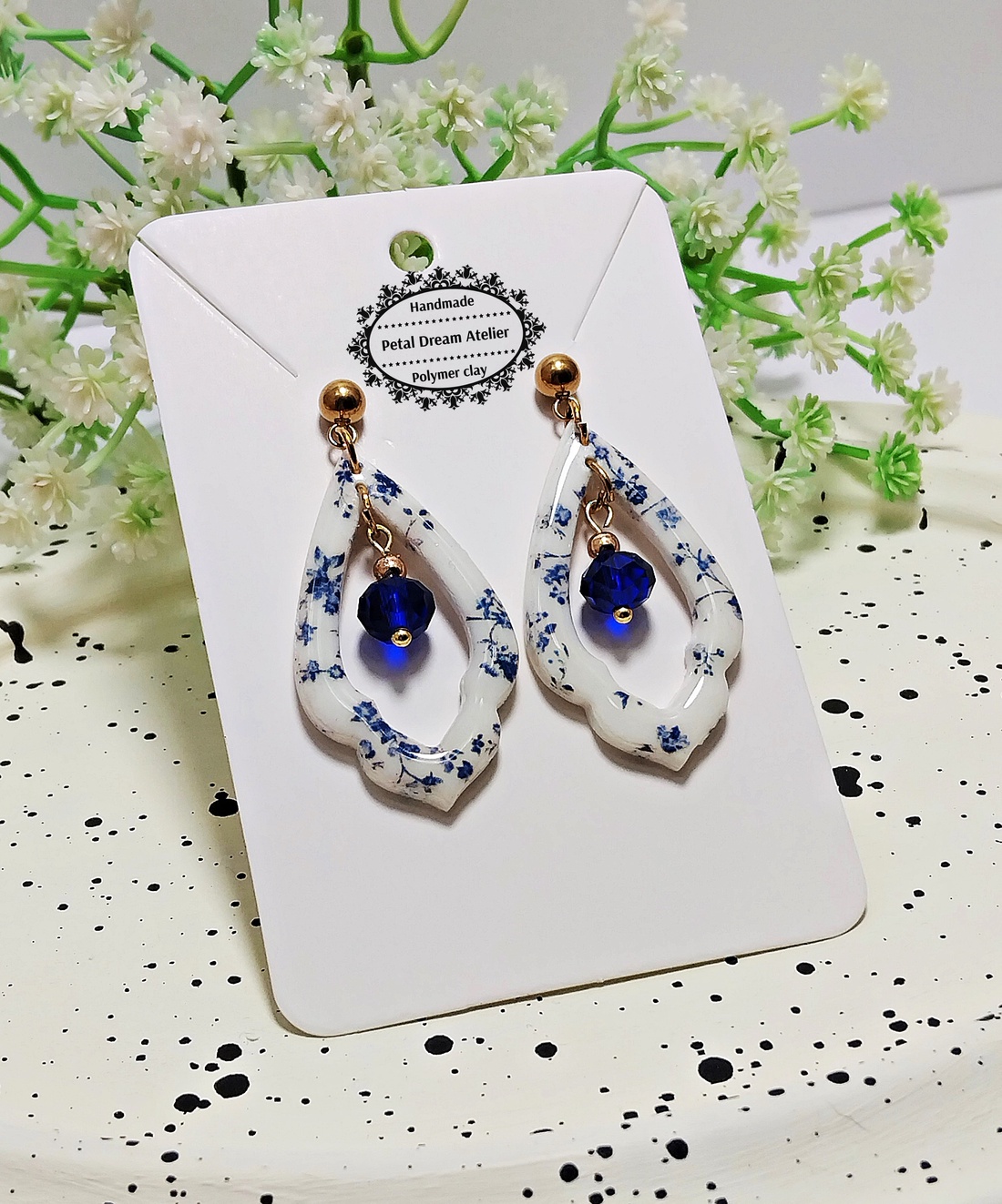 Cercei cu flori - bijuterii - cercei - cercei cu figurine - Artynos.ro