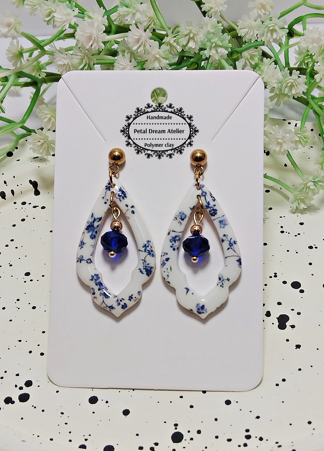 Cercei cu flori - bijuterii - cercei - cercei cu figurine - Artynos.ro