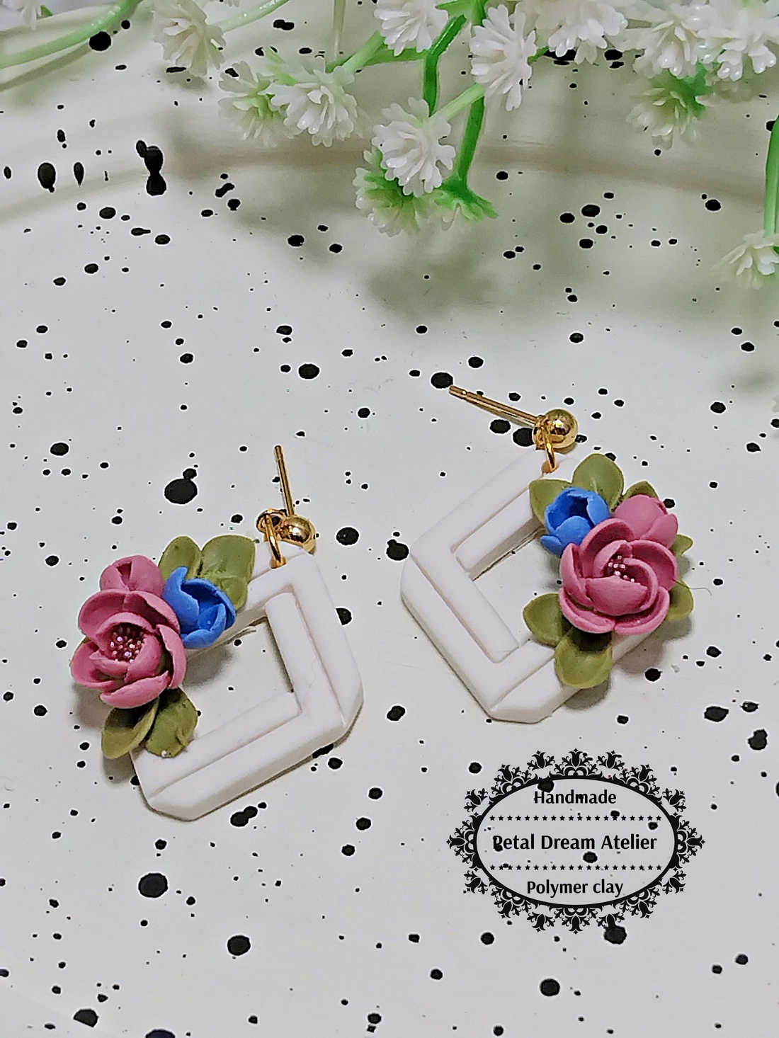 Cercei cu flori - bijuterii - cercei - cercei cu figurine - Artynos.ro