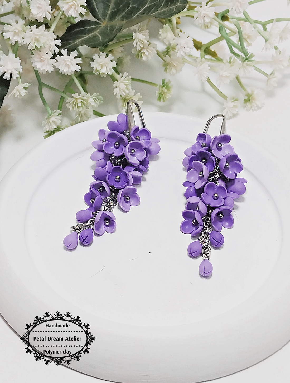 Cercei lungi cu flori de liliac - bijuterii - cercei - cercei lungi - Artynos.ro