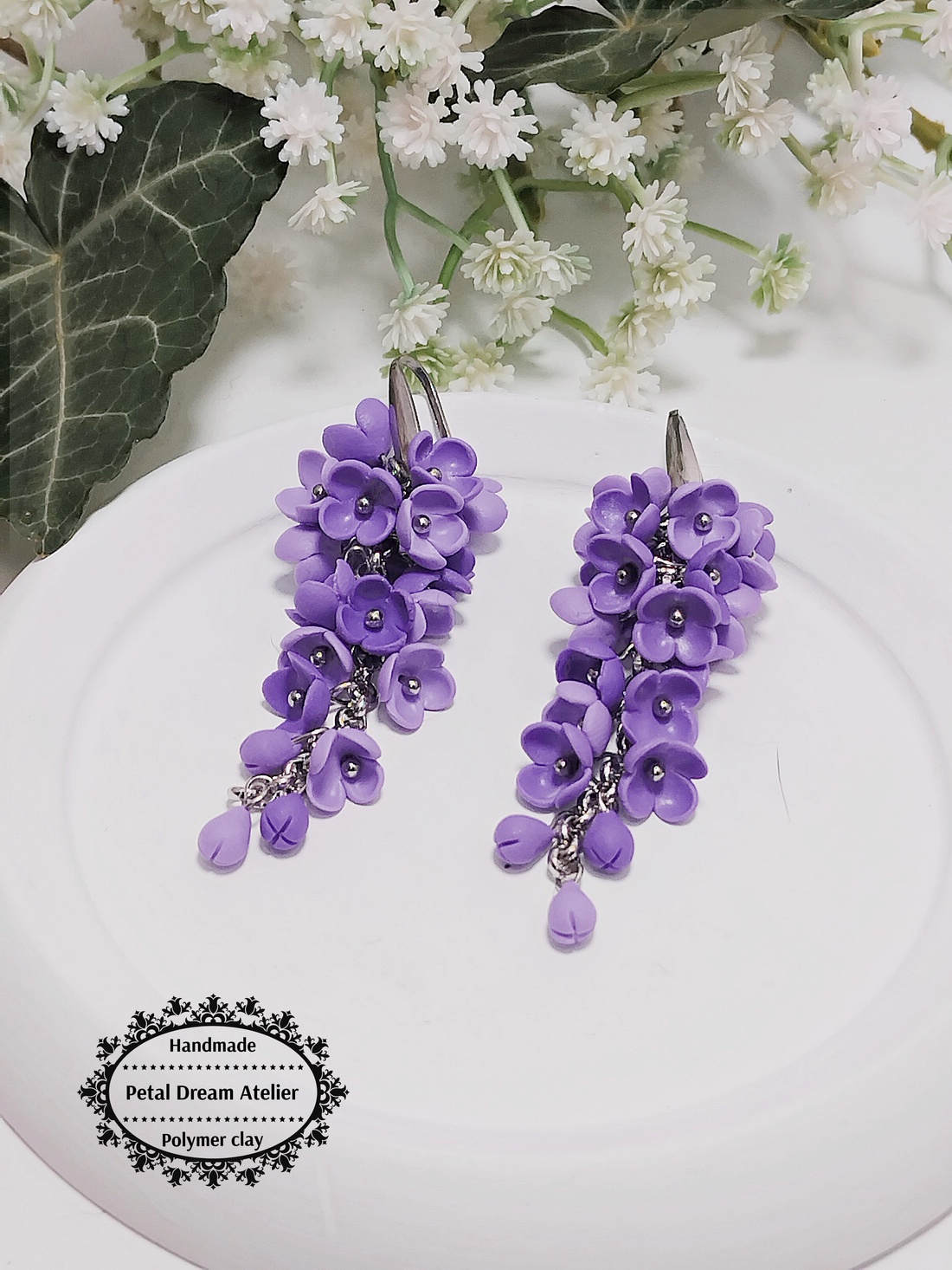 Cercei lungi cu flori de liliac - bijuterii - cercei - cercei lungi - Artynos.ro