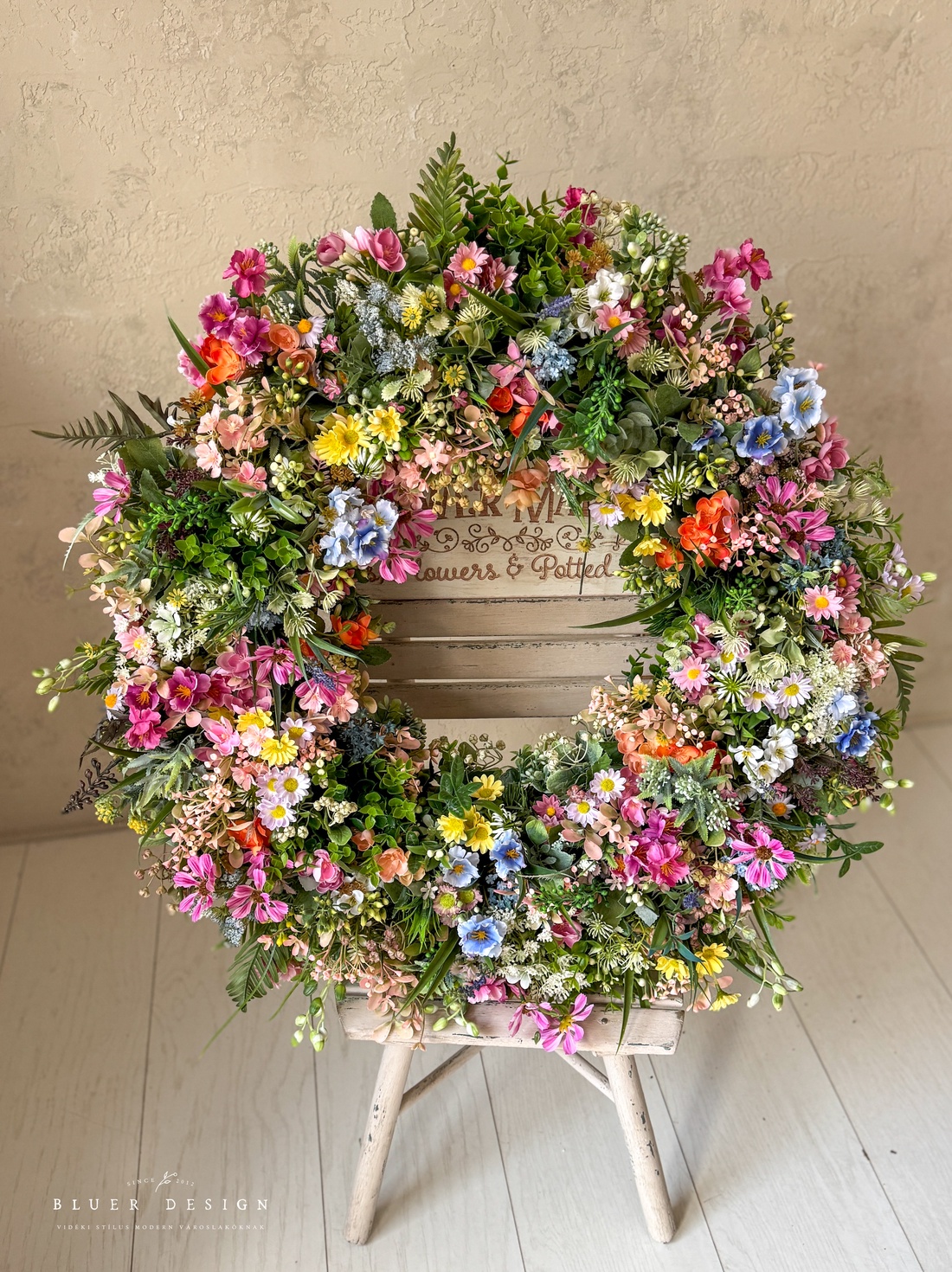Frumusețile pădurii și câmpului - ciocănel cu flori sălbatice de mătase, decorațiune de ușă primăvară, vară și toamnă - casă & stil de viață - accesorii pentru decorat casa - decorațiuni de geam și decorațiuni de ușă  - ornamente de ușă  - Artynos.ro