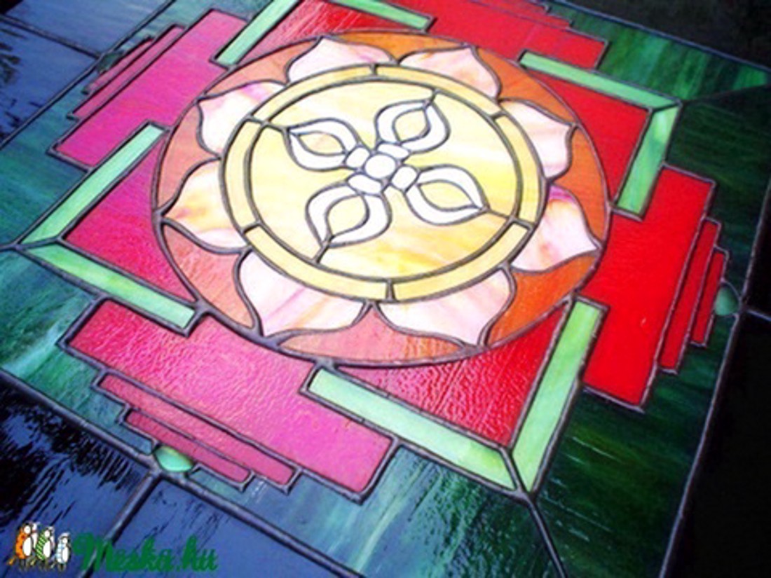 Tibetan mandala-illuminating tiffany imagine de perete - - Artynos.ro Tibetan mandala-illuminating tiffany imagine de perete - - Artynos.ro