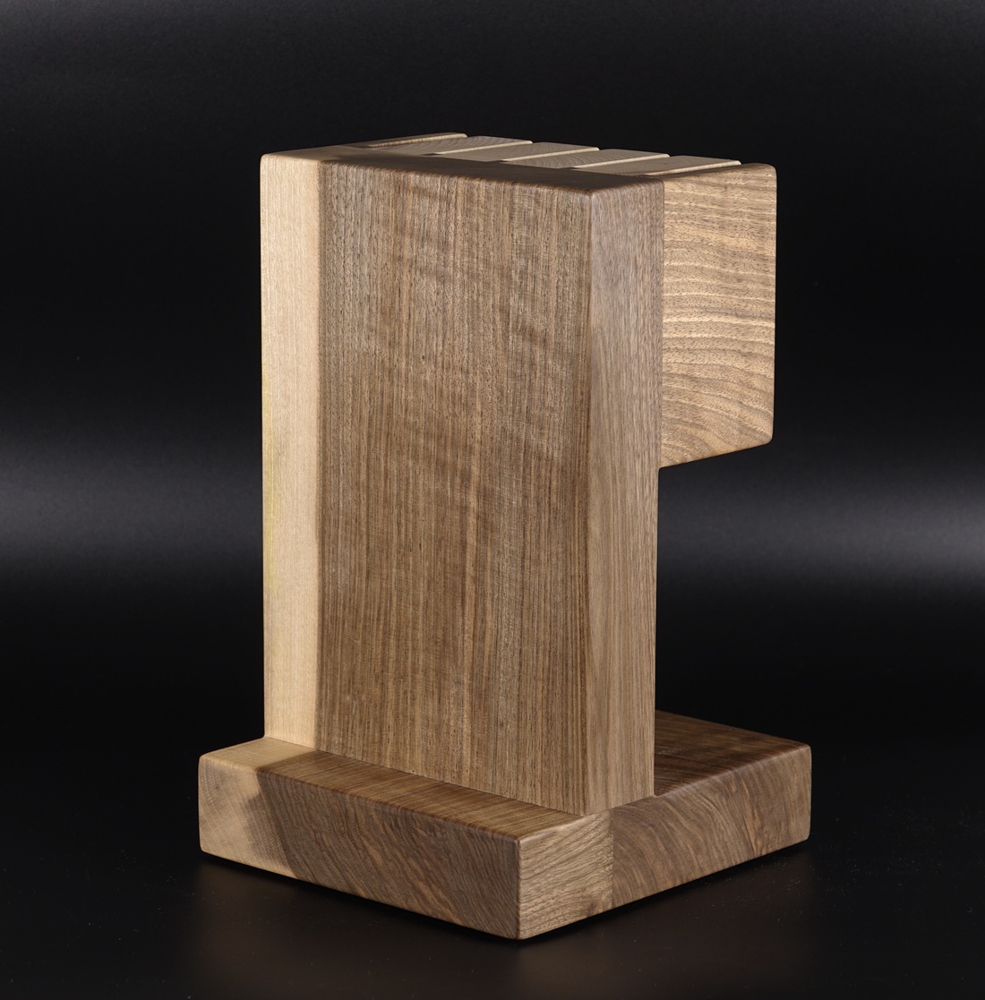 Suport cuțite magnetic Brutalist Walnut din nuc masiv, pentru 5 cuțite - casă & stil de viață - echipamente de bucătărie - accesorii de gătit - cuțite și suport de cuțite - Artynos.ro