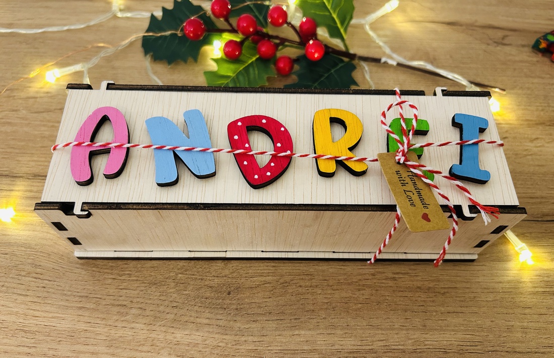 Litere din creioane cerate - crăciun - cadouri de moș crăciun - cadouri de moș crăciun - Artynos.ro