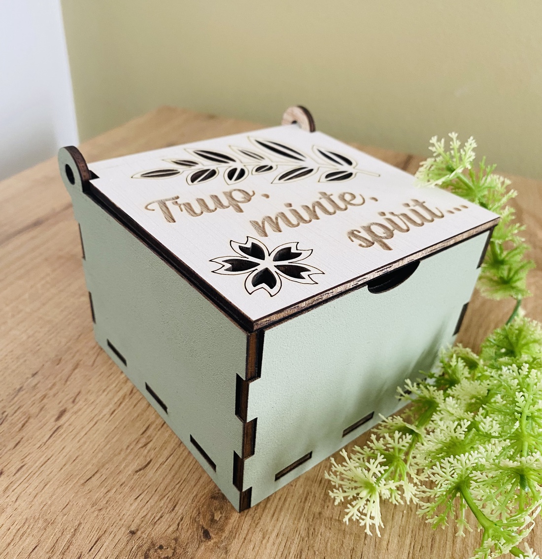 Cutie depozitare 9 sticluțe de uleiuri esențiale  - casă & stil de viață - organizare & depozitare - organizator birou - Artynos.ro