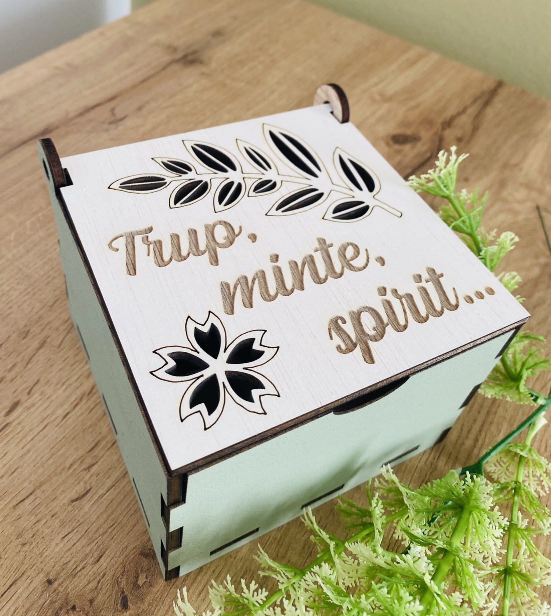 Cutie depozitare 9 sticluțe de uleiuri esențiale  - casă & stil de viață - organizare & depozitare - organizator birou - Artynos.ro