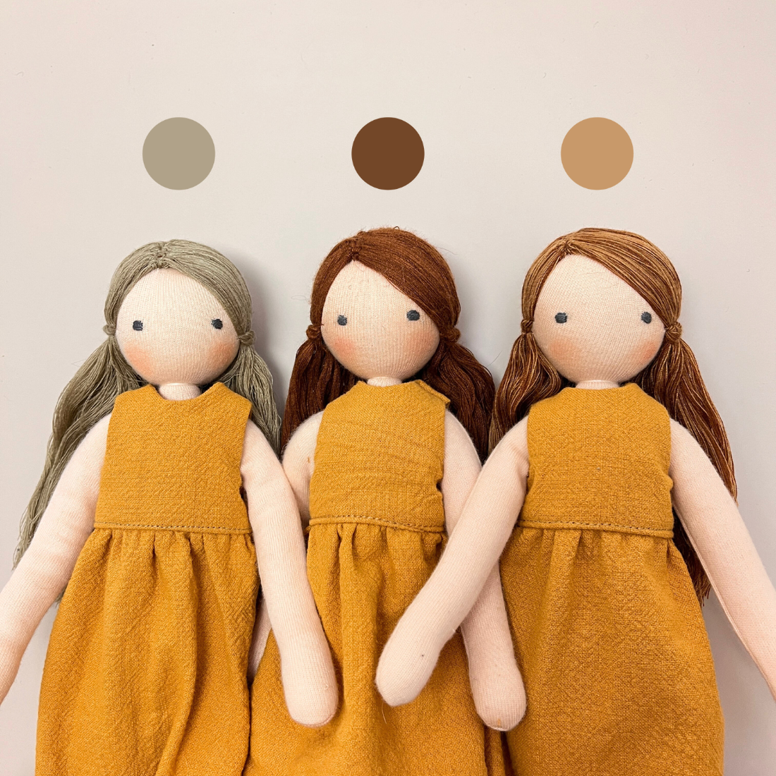 Bogi Baba într-un set de bază galben - jucării și echipamente pentru copii - jucării și accesorii pentru copii - păpușă de îmbrăcat - Artynos.ro