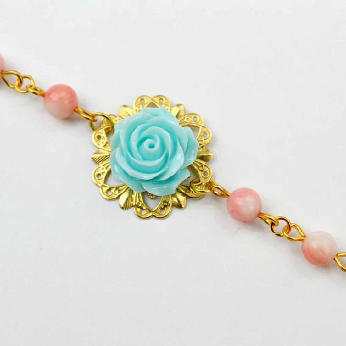 Bratara cu flori bratara coral bijuterie cadou bratara aurie bratara filigran - bijuterii - brățări - brățări cu perle - Artynos.ro Bratara cu flori bratara coral bijuterie cadou bratara aurie bratara filigran - bijuterii - brățări - brățări cu perle - Artynos.ro