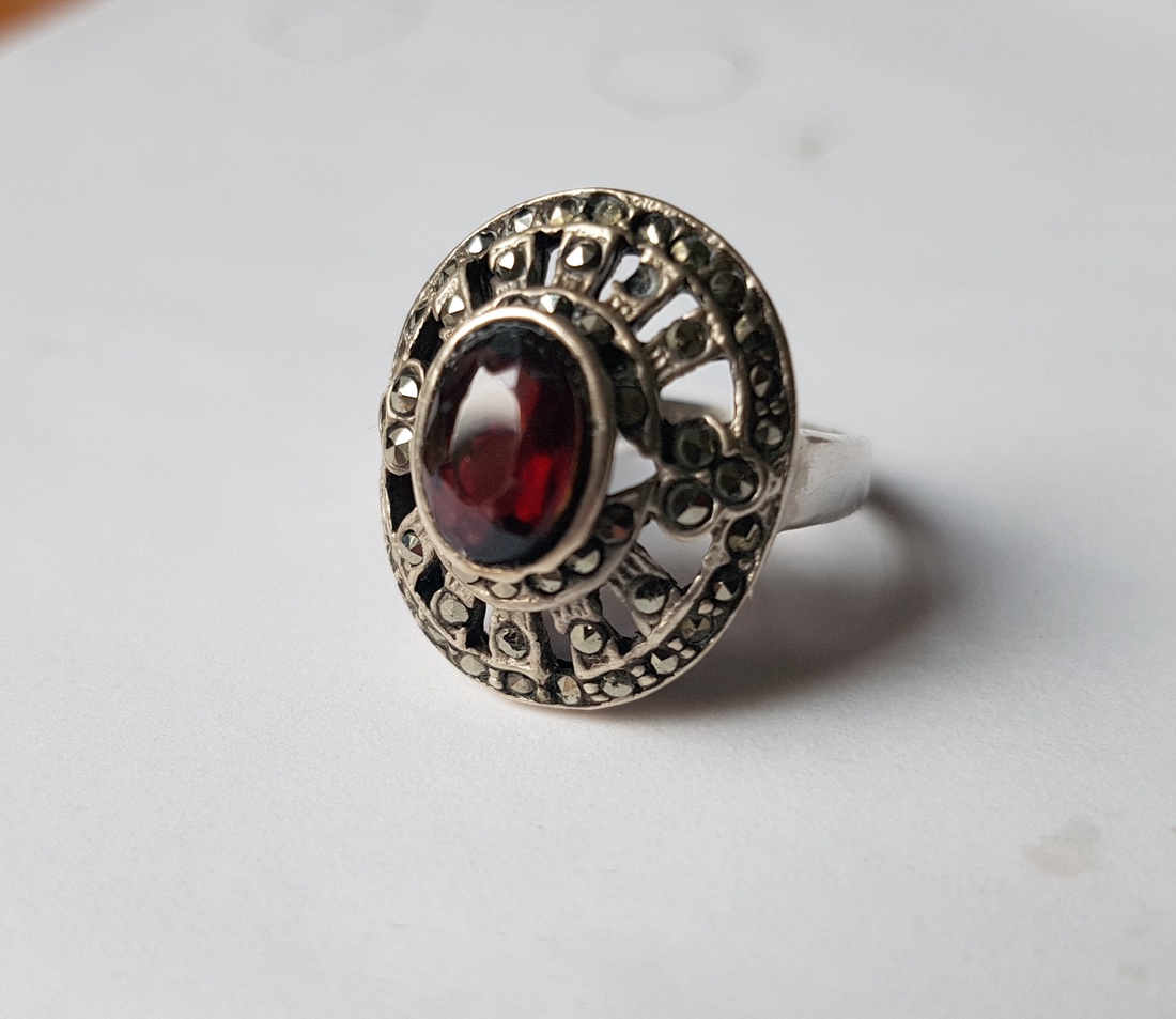 Inel vintage cu filigran si piatra de granat, inel din argint marcat cadou pentru fiica, bijuterie cadou mama - bijuterii - inele - inele de piatră - Artynos.ro