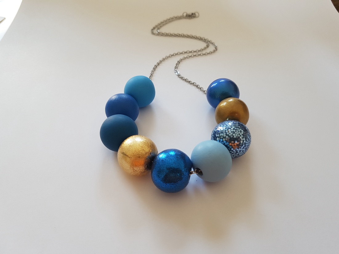 Colier asimetric gri roz, colier contemporan artizanal colier statement colier geometric bijuterie moderna pentru birou - bijuterii - coliere - coliere statement - Artynos.ro