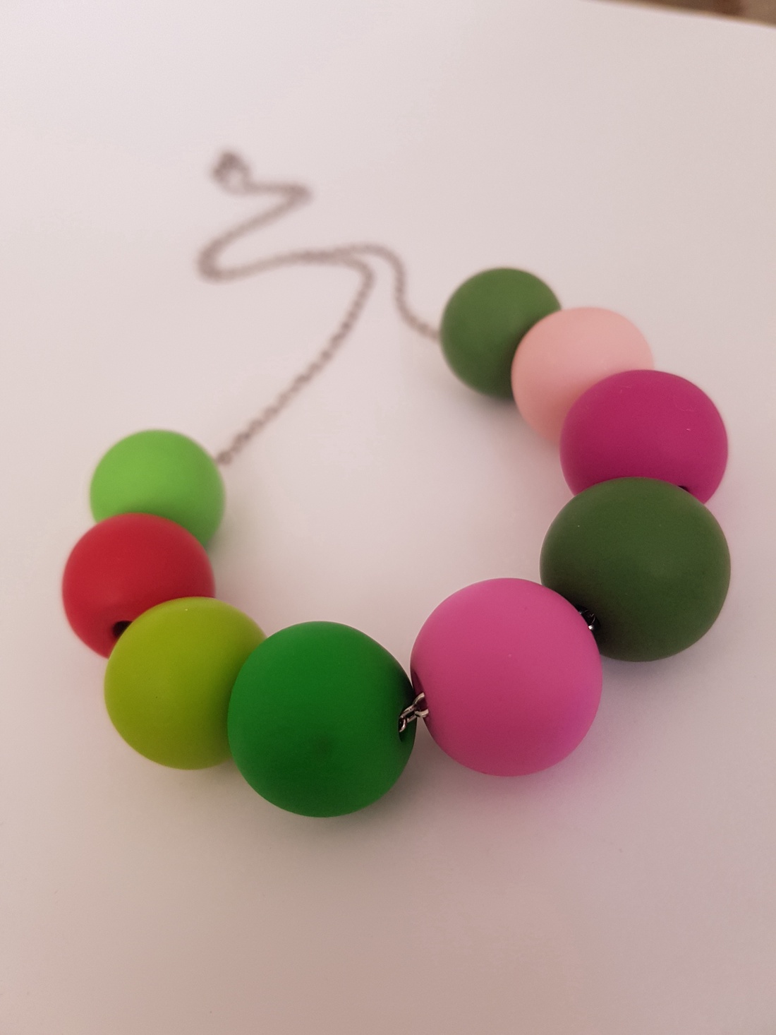 Colier asimetric gri roz, colier contemporan artizanal colier statement colier geometric bijuterie moderna pentru birou - bijuterii - coliere - coliere statement - Artynos.ro Colier asimetric gri roz, colier contemporan artizanal colier statement colier geometric bijuterie moderna pentru birou - bijuterii - coliere - coliere statement - Artynos.ro