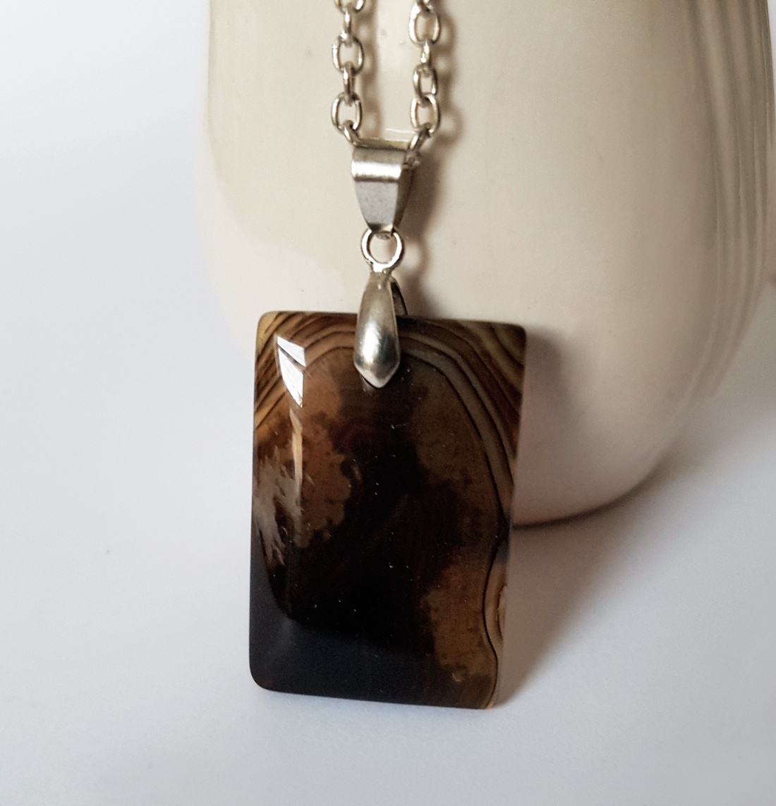 Cadou pentru barbati Pandantiv agata neagra pandantiv unicat bijuterie minimalista pandantiv barbati piatra naturala - bijuterii - coliere - pandativ - Artynos.ro Cadou pentru barbati Pandantiv agata neagra pandantiv unicat bijuterie minimalista pandantiv barbati piatra naturala - bijuterii - coliere - pandativ - Artynos.ro