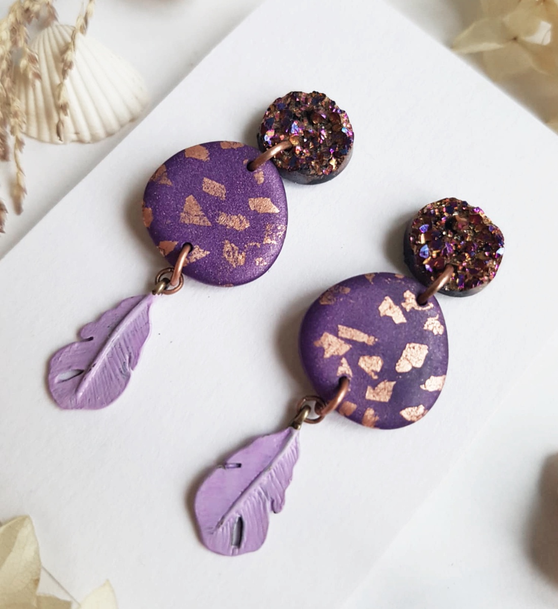 Cercei moderni cercei moderni violet si cupru, cercei cu frunze cercei atarnatori cu tija, bijuterie contemporana cadou - bijuterii - cercei - cercei lungi - Artynos.ro