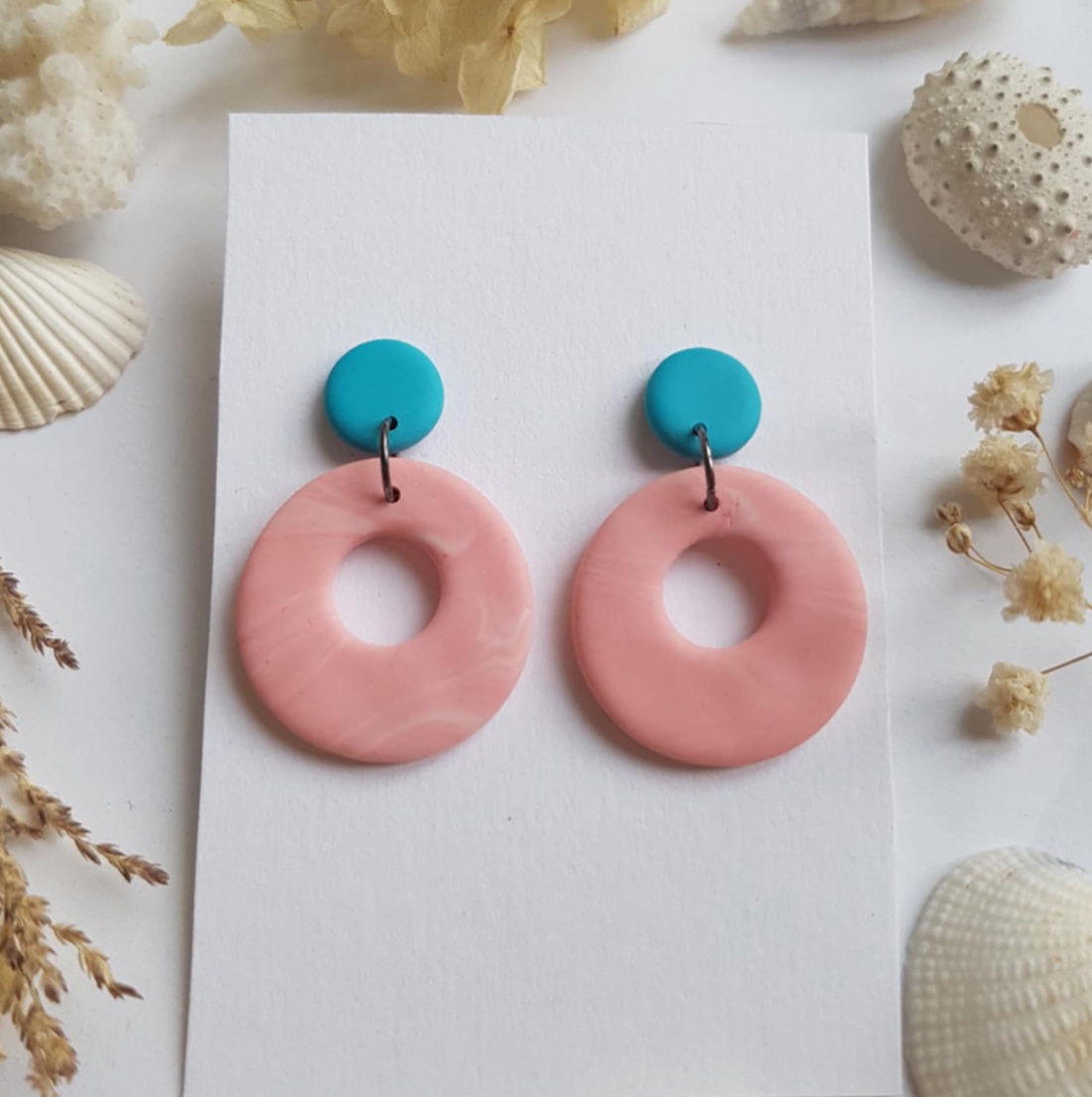 Cercei moderni fimo Cercei rotunzi cercei hoops cercei turcoaz roz cercei atarnatori  geometrici bijuterie moderna cadou - bijuterii - cercei - cercei hoops - Artynos.ro