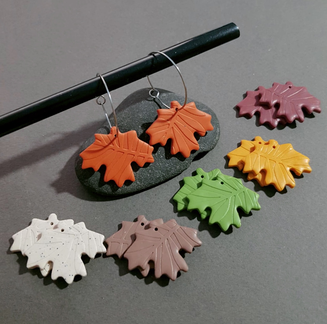 Cercei Hoops Cercei moderni frunza Cercei moderni rotunzi cercei atarnatori frunze bijuterie moderna cadou mos Craciun - bijuterii - cercei - cercei hoops - Artynos.ro