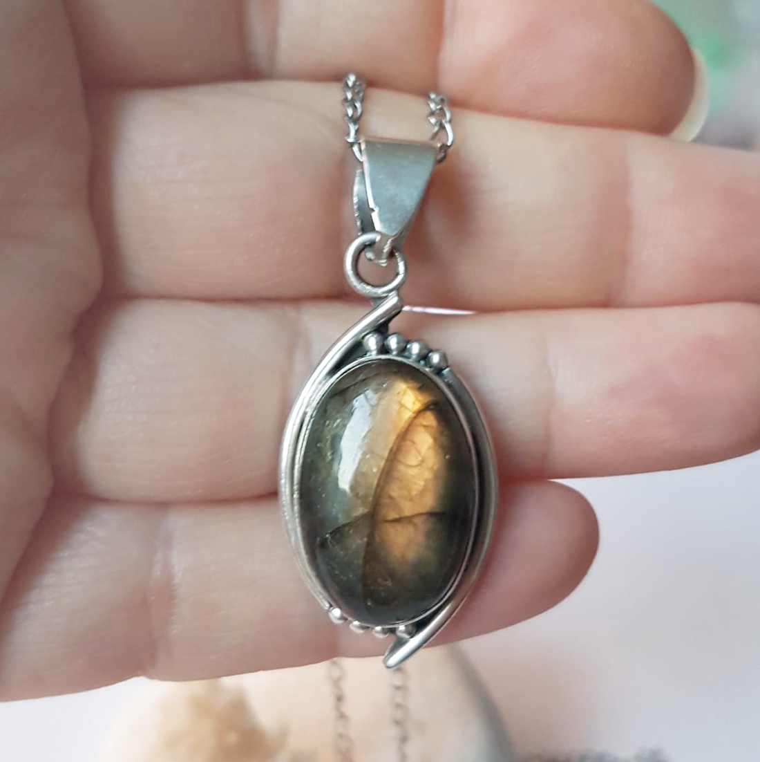 Pandantiv cu labradorit pandantiv argint 925 colier pietre semipretioase pandantiv piatra semipretioasa cadou Craciun - bijuterii - coliere - coliere din pietre semiprețioase - Artynos.ro