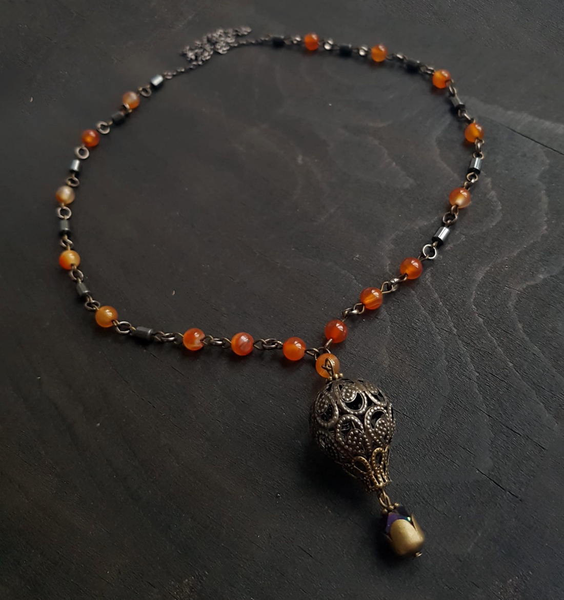 Colier lung artizanal Colier din margele semipretioase Pandantiv balon aer cald colier agate hematite colier rozariu - bijuterii - coliere - coliere din pietre semiprețioase - Artynos.ro