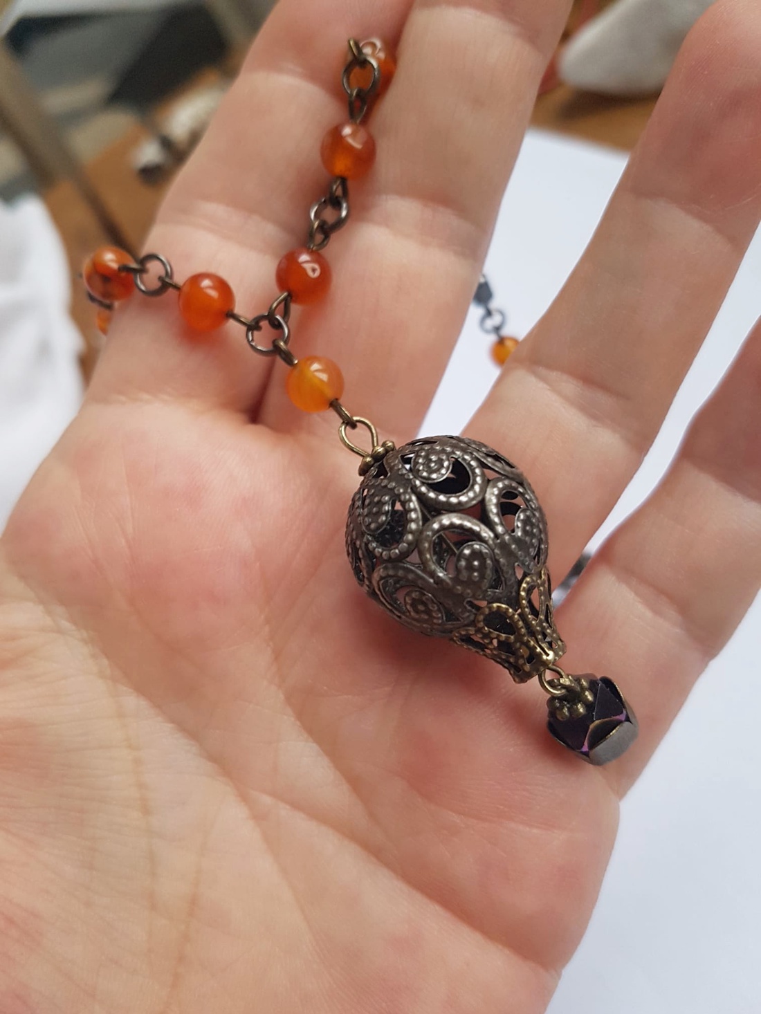 Colier lung artizanal Colier din margele semipretioase Pandantiv balon aer cald colier agate hematite colier rozariu - bijuterii - coliere - coliere din pietre semiprețioase - Artynos.ro