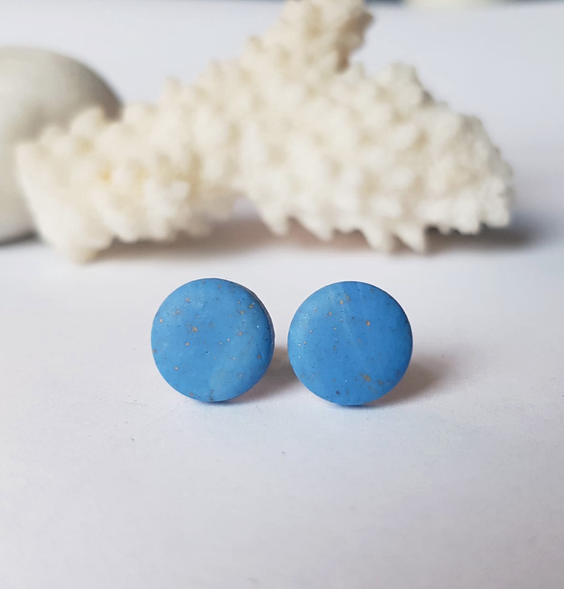 Cercei cu surub albastri cercei hipoalergenici cercei tija cercei buline cercei minimali unisex cadou femeie fata - bijuterii - cercei - cercei cu figurine - Artynos.ro