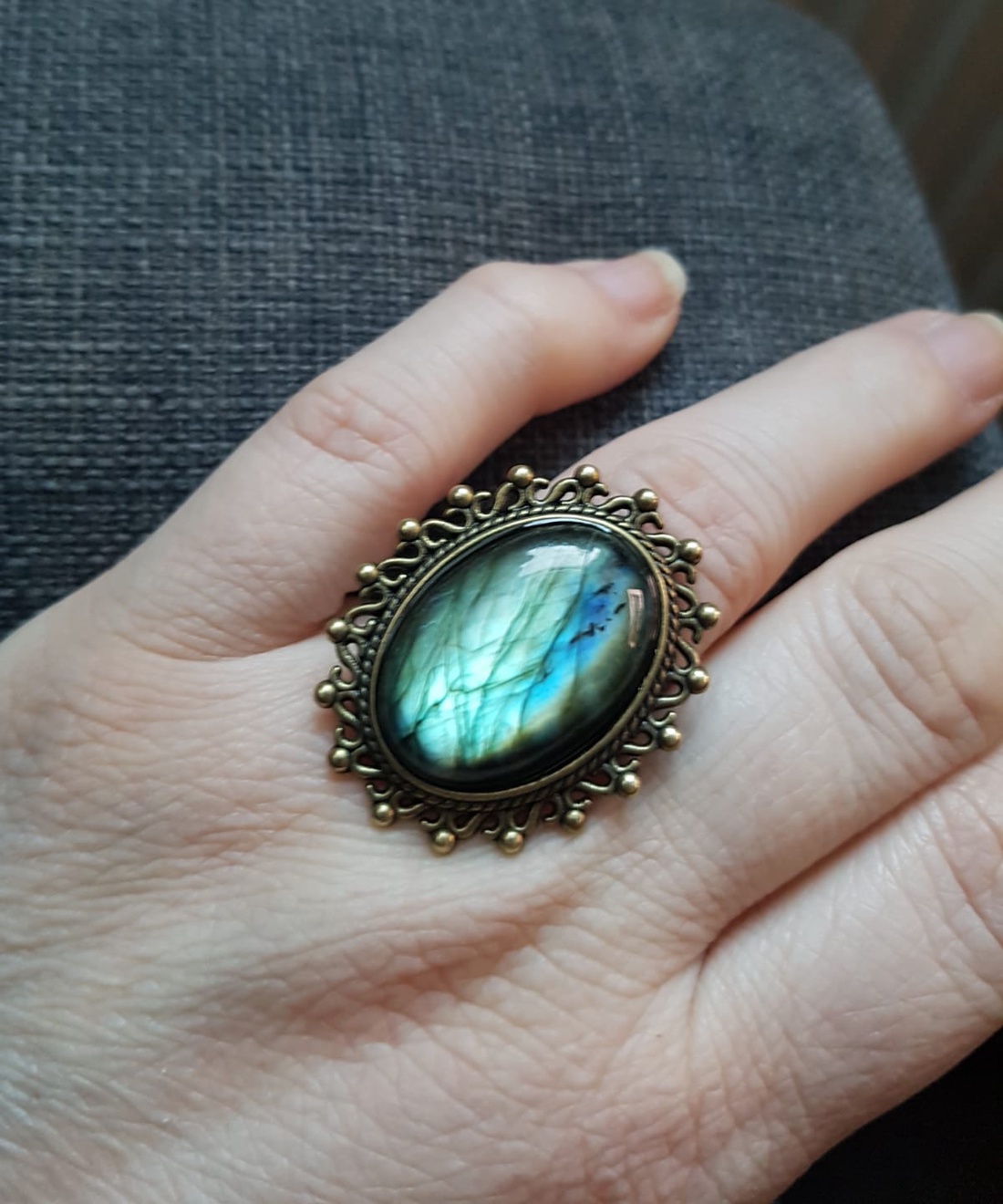 Inel labradorit inel cadochon piatra pretioasa labradorit inel reglabil filigran inel ajustabil bijuterie cadou colega - bijuterii - inele - inele cu pietre semiprețioase - Artynos.ro