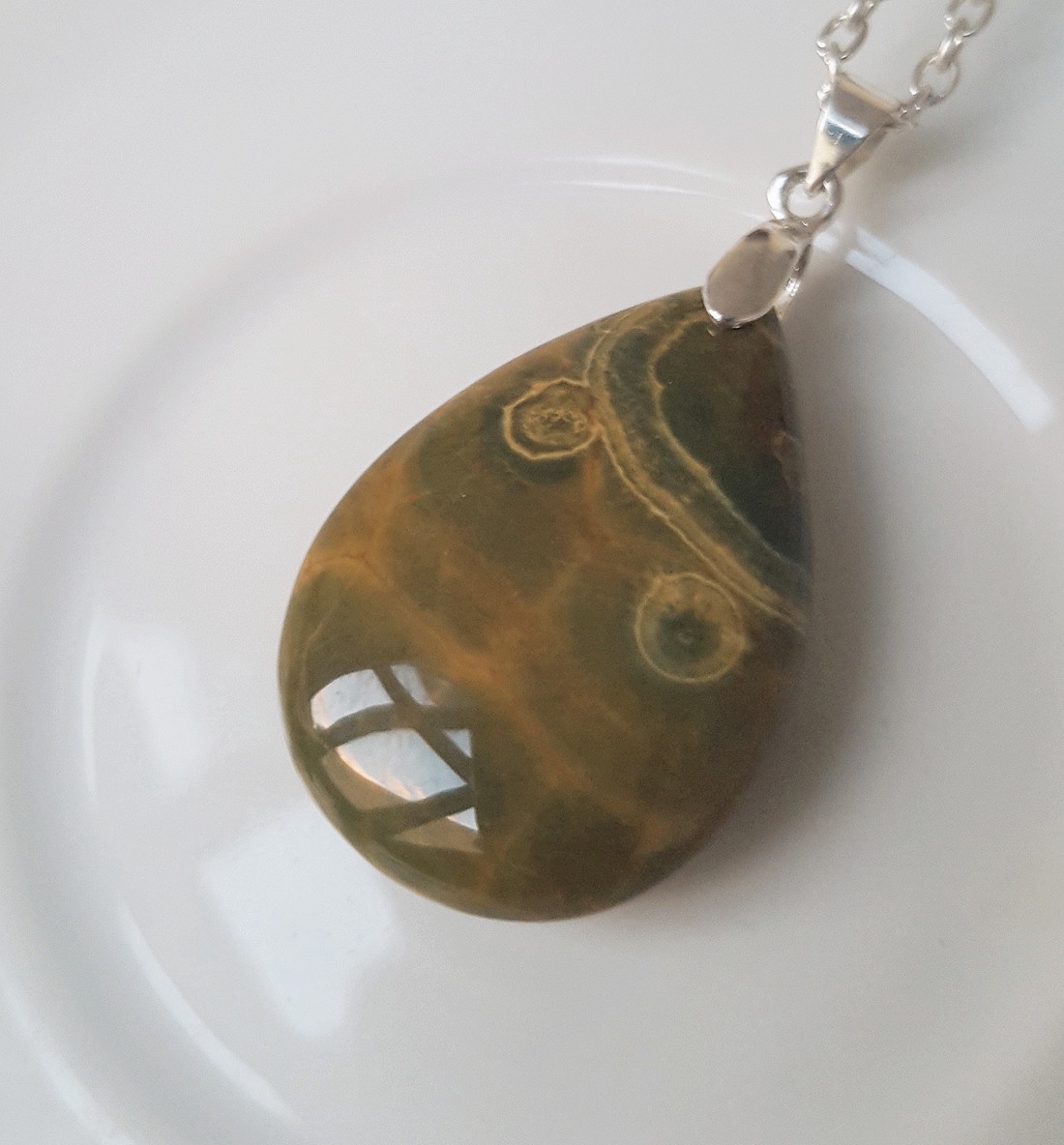 Pandantiv jasp pandantiv piatra semipretioasa colier pietre semipretioase cadou berbec scorpion ziua mamei martisor - bijuterii - coliere - pandative - Artynos.ro