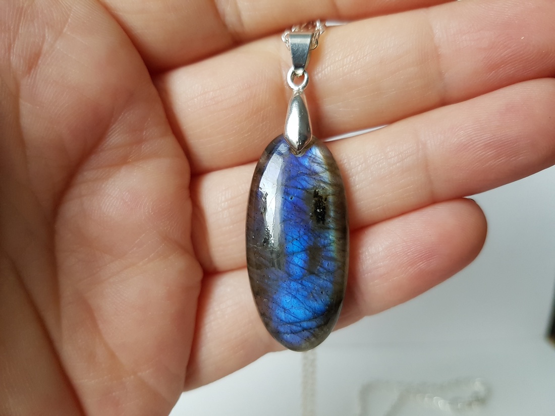 Pandantiv labradorit natural colier piatra semipretioasa pandantiv piatra naturala oval bijuterie cuart cadou mama - bijuterii - coliere - coliere din pietre semiprețioase - Artynos.ro