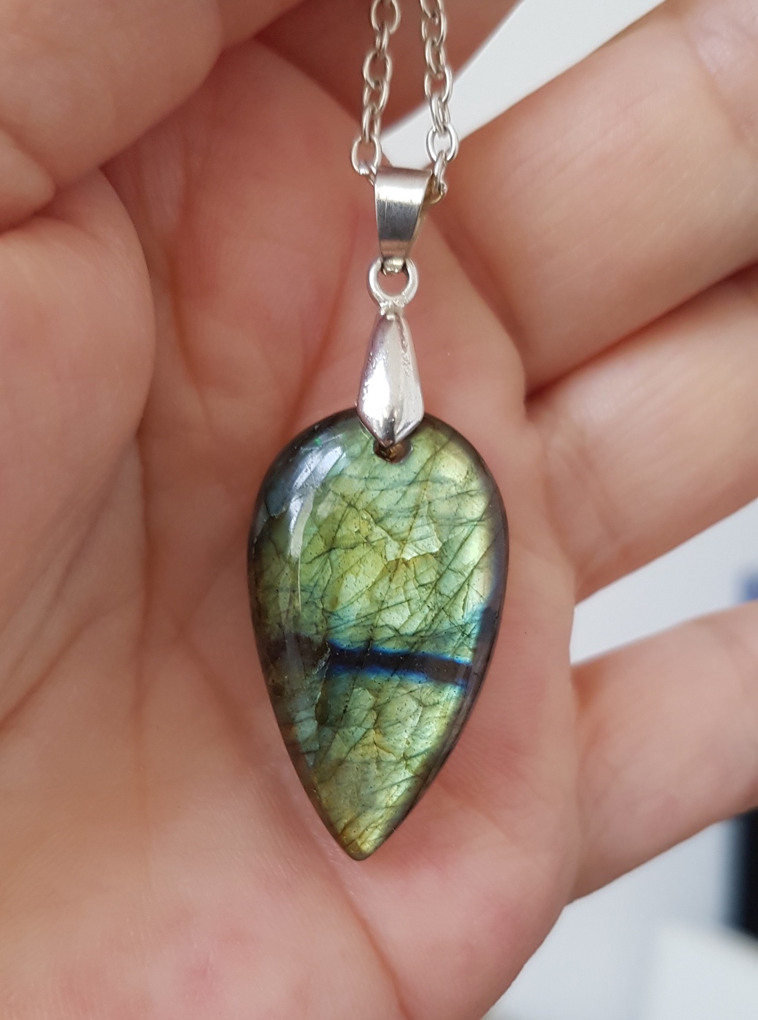 Pandantiv labradorit natural colier piatra semipretioasa pandantiv piatra naturala oval bijuterie cuart cadou barbat - bijuterii - coliere - coliere din pietre semiprețioase - Artynos.ro