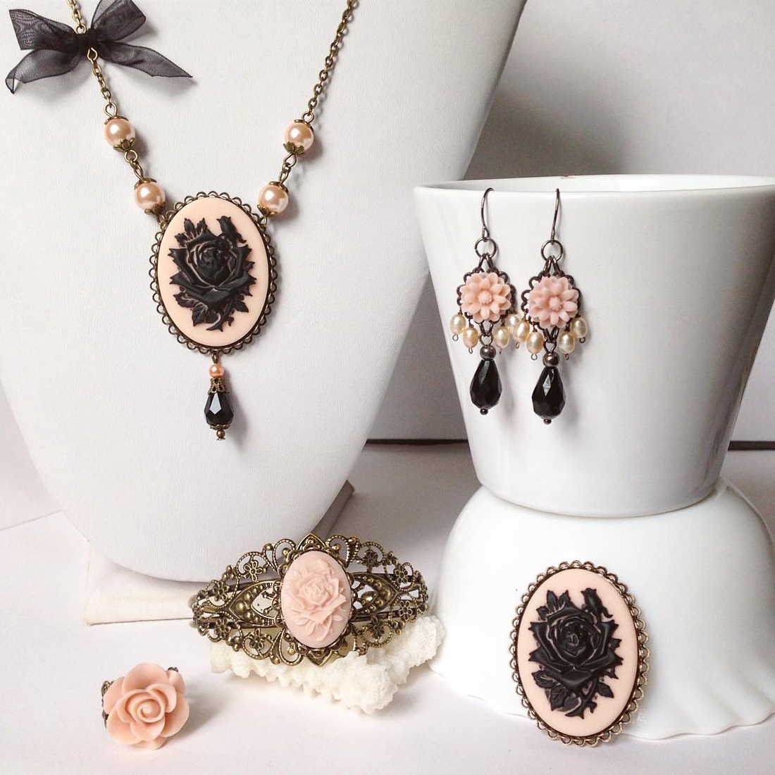 Set de bijuterii artizanal set colier bratara cercei inel agrafe bijuterii din rasina bijuterii cu flori cadou craciun  - bijuterii - seturi de bijuterii - Artynos.ro