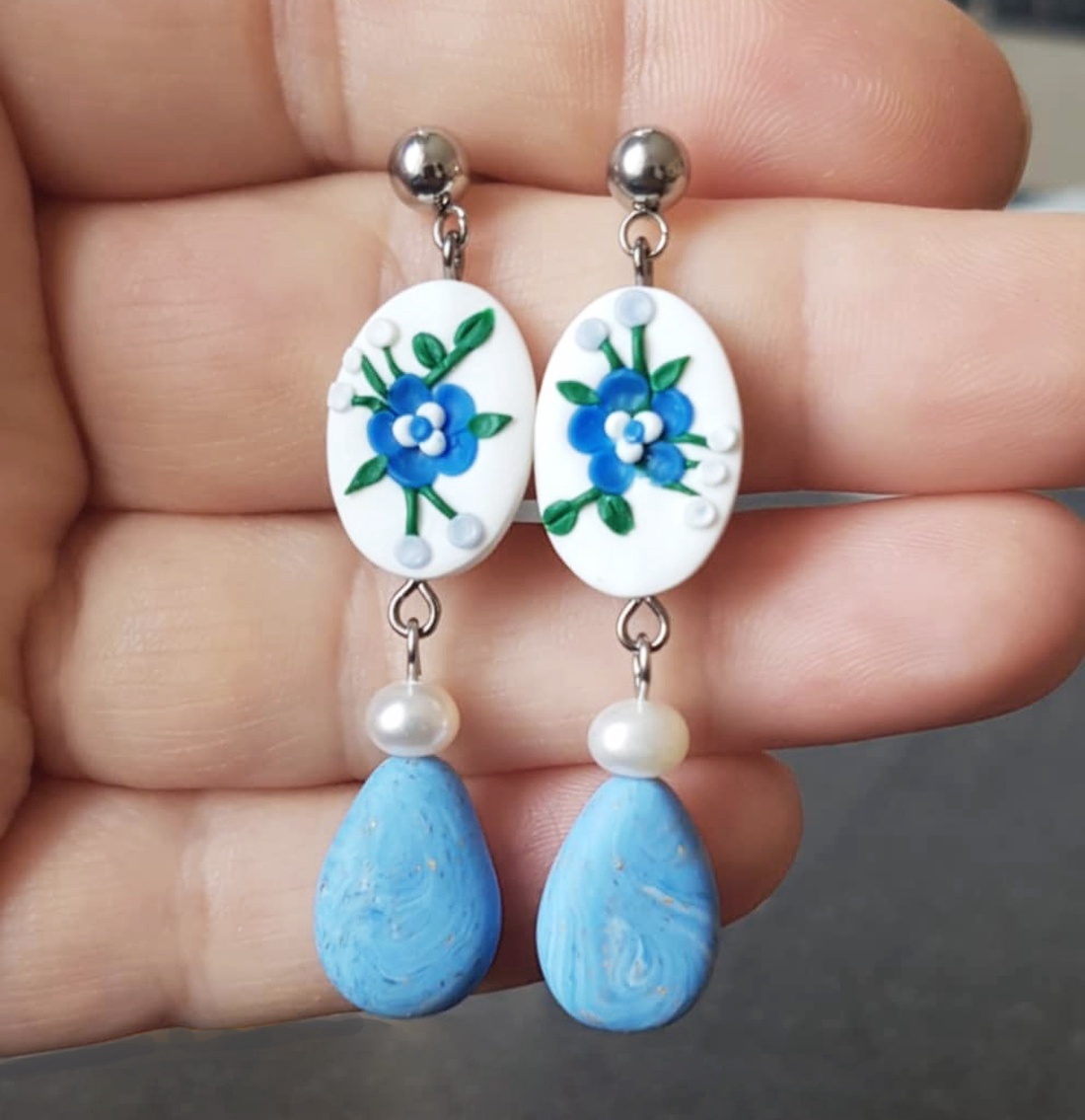 Cercei moderni fimo Cercei lungi cercei hoops cercei negri verzi cercei atarnatori geometrici bijuterie moderna cadou - bijuterii - cercei - cercei lungi - Artynos.ro