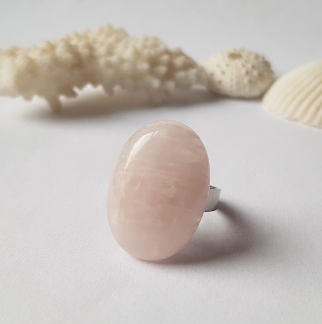 Inel cuart roz inel cadochon piatra pretioasa cuart inel reglabil filigran inel ajustabil bijuterie cadou colega - bijuterii - inele - inele cu pietre semiprețioase - Artynos.ro