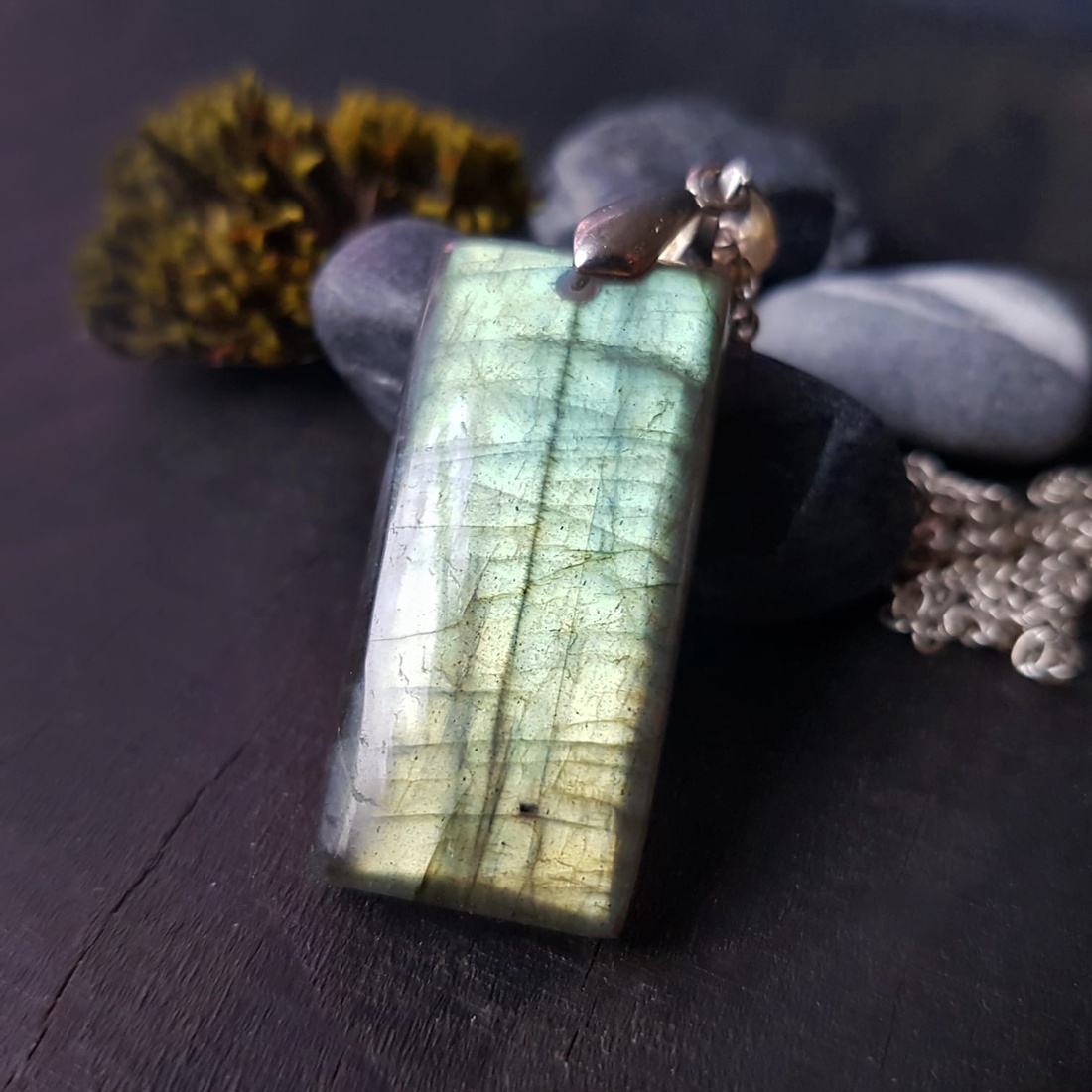 Pandantiv din labradorit colier labradorit pandantiv zodia sagetator leu scorpion pandantiv cristal natural cadou barbat - bijuterii - coliere - pandative - Artynos.ro