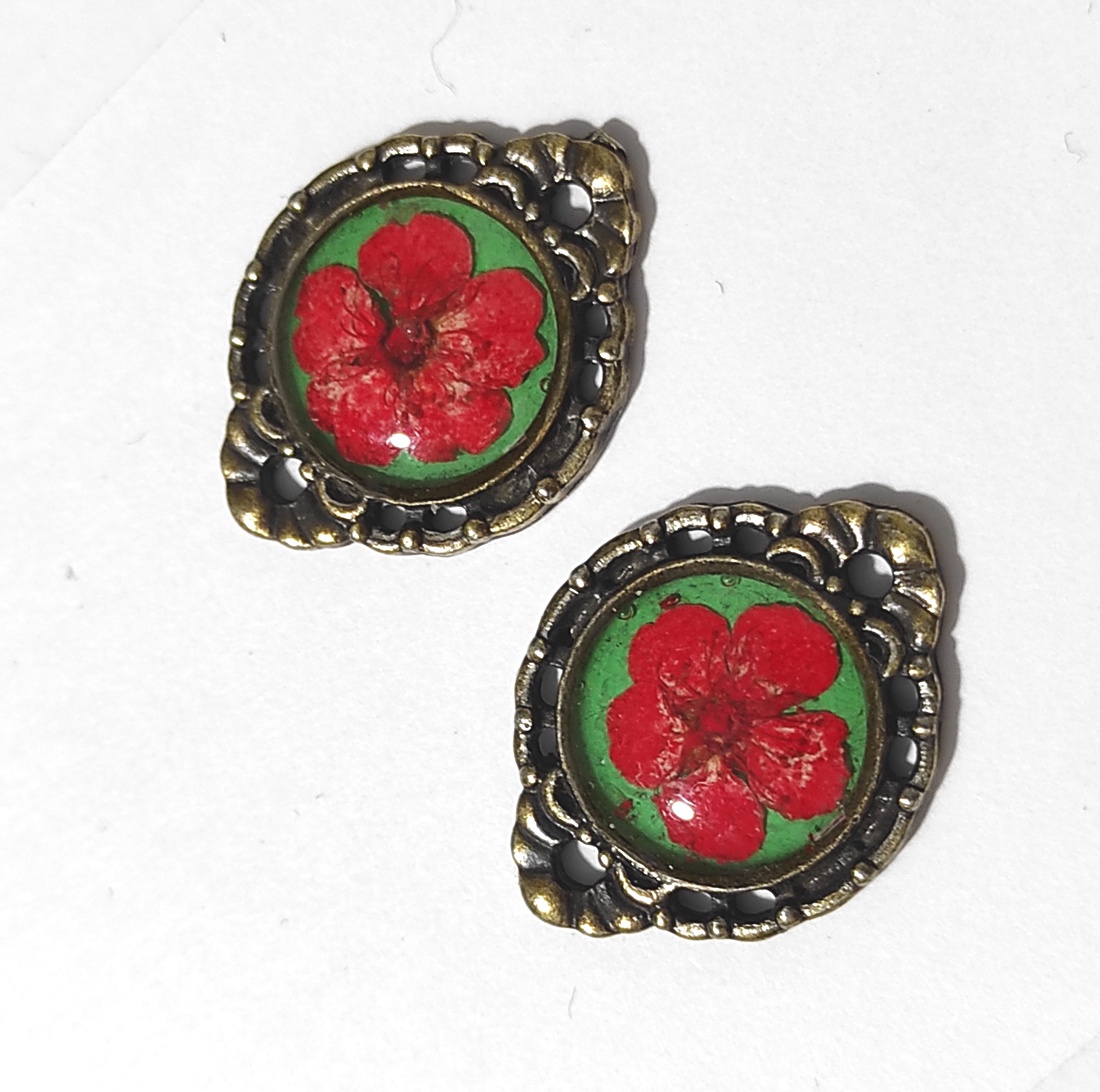 Cercei lungi cu flori margarete naturale cercei din rasina cercei moderni cercei cu flori de margarete cercei hippie  - bijuterii - cercei - cercei din rășină - Artynos.ro