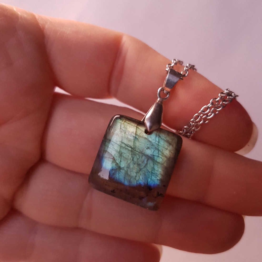 Pandantiv din labradorit colier labradorit pandantiv zodia sagetator leu scorpion pandantiv cristal natural cadou barbat - bijuterii - coliere - coliere din pietre semiprețioase - Artynos.ro