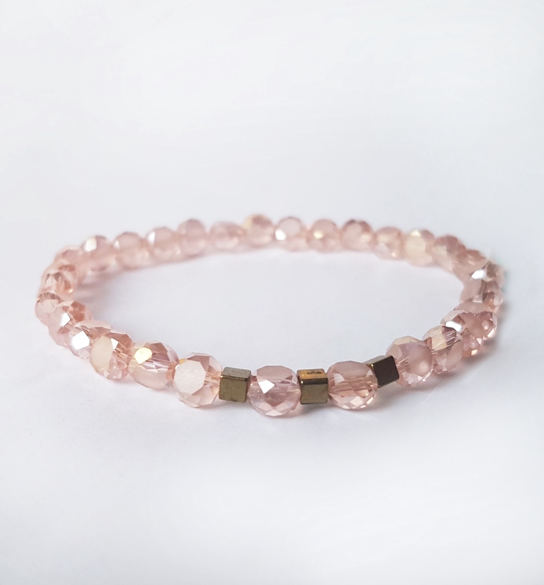Bratara din cristale fatetate roz, bratara ajustabila, bratara elastica - bijuterii - brățări - brățări din mărgele - Artynos.ro