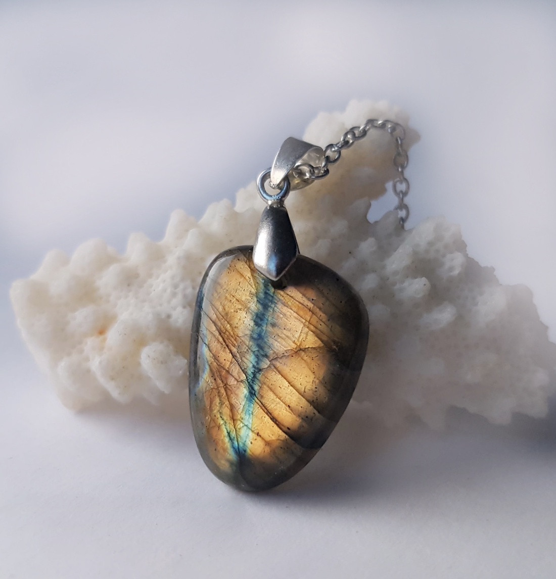 Pandantiv labradorit natural colier piatra semipretioasa pandantiv piatra naturala lacrima bijuterie cuart cadou mama - bijuterii - coliere - pandative - Artynos.ro