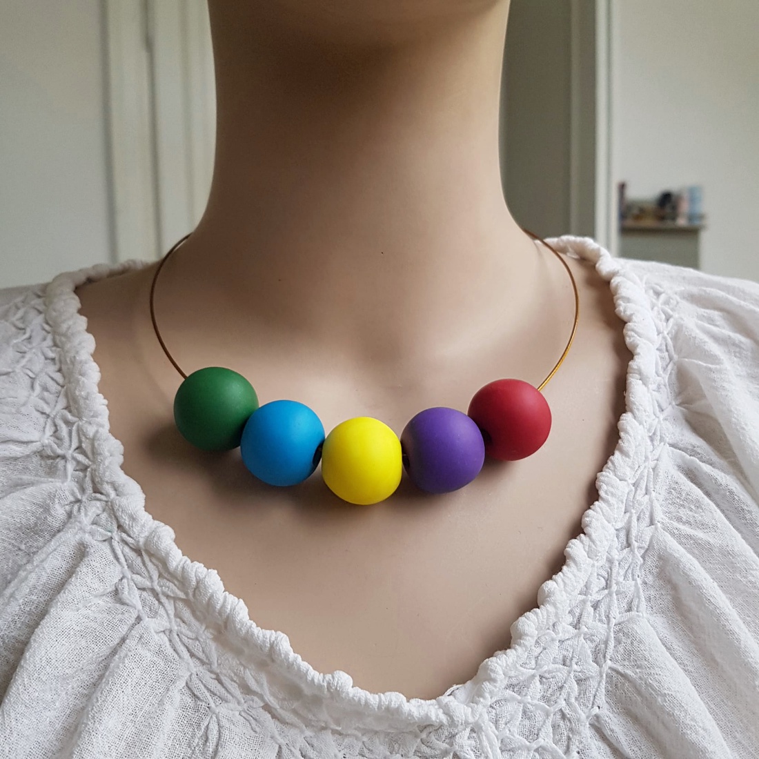 Colier margele rotunde mari, colier colorat,  colier statement, colier geometric - bijuterii - coliere - coliere din mărgele - Artynos.ro