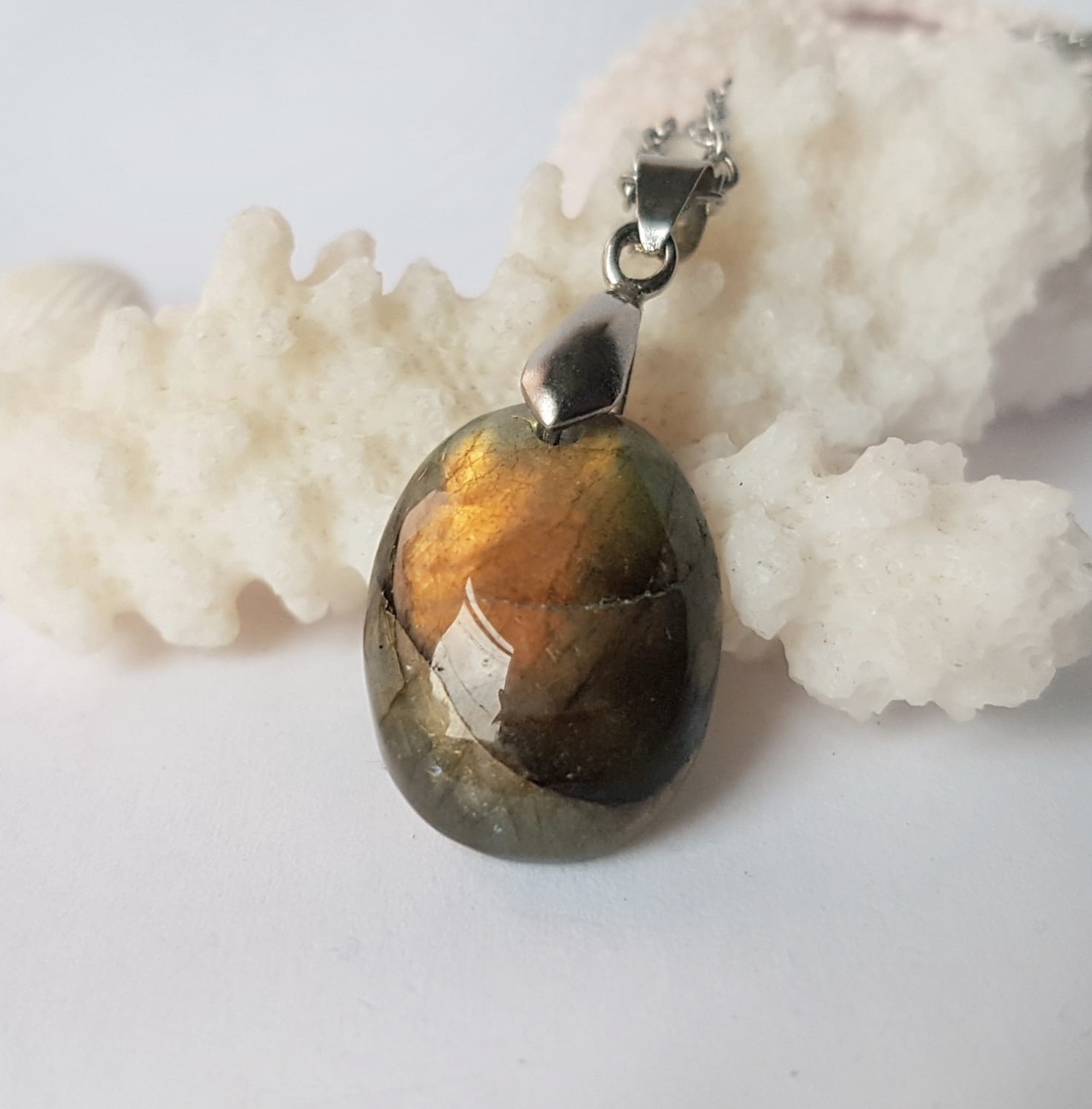 Pandantiv labradorit natural colier piatra semipretioasa pandantiv piatra naturala lacrima bijuterie cuart cadou mama - bijuterii - coliere - pandative - Artynos.ro